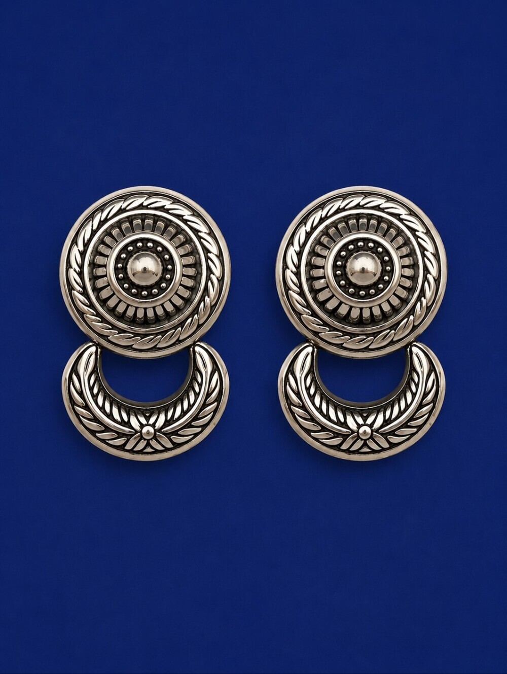 VTG BRIGHTON Doorknocker Atomic Castlecore Round Post Earrings